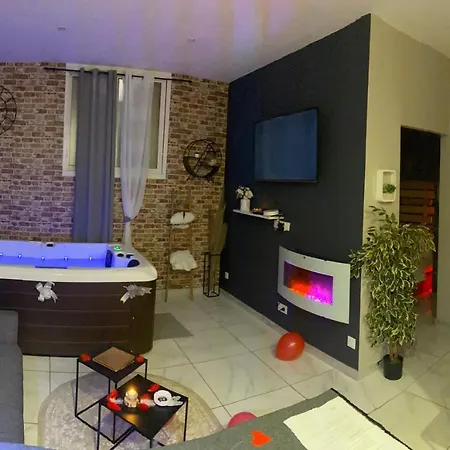 Nuit Privee Apartment